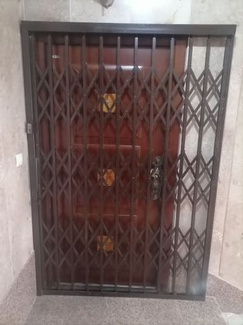 درب آکاردئونی طرح دو گل سه گل درب آکاردئونی طرح دو گل سه گل