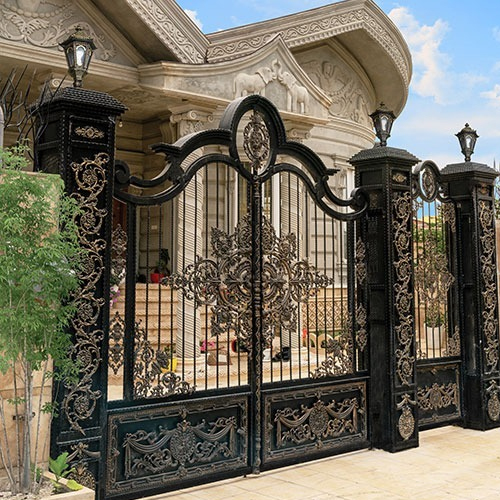 درب حیاط فرفورژه در اصفهان