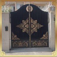 درب حیاط فرفورژه مدل گل آرا